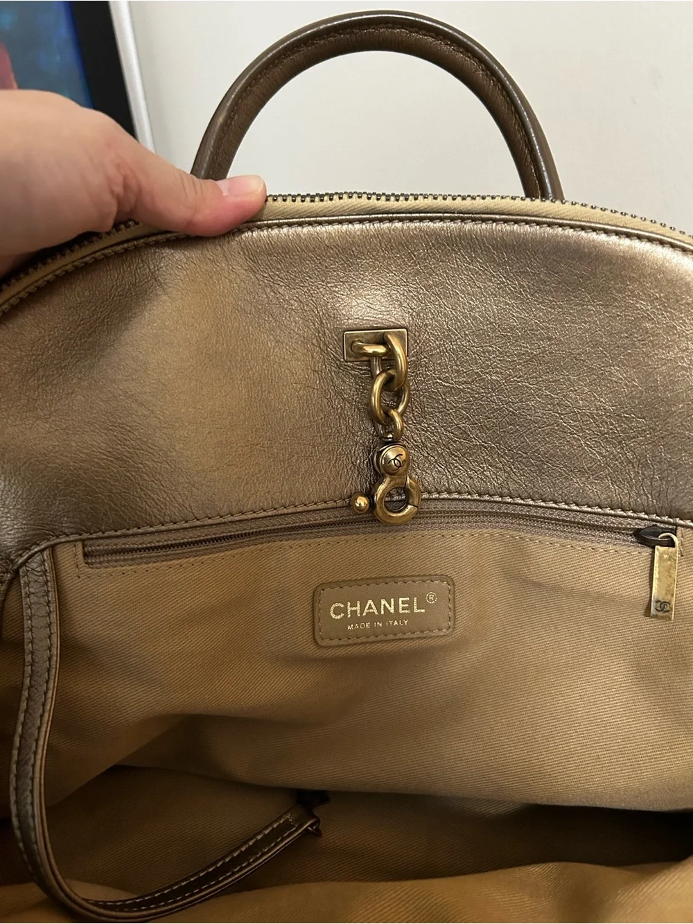 CHANEL Metallic Gold Bag - Picture 13 of 14